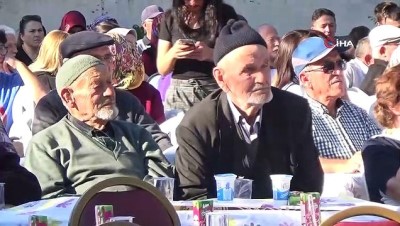  Bolu’da, huzurevi bahçesinde yaşlılar için konser düzenlendi