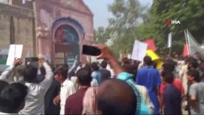 cocuk kacirma -  - Pakistan’da Öldürülen Çocuklar İçin Protesto
- Çocukların Tecavüz Edilip Öldürüldüğü İddia Ediliyor  Videosu