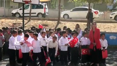  Şırnak'da terör örgütünün zarar verdiği 70 okul onarıldı 