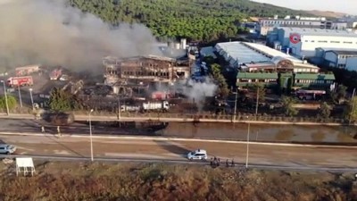  Tuzla’da yanan fabrikanın son durumu havadan görüntülendi