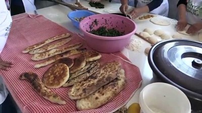tandir ekmegi - Kardeşler köyünün kadınları fırını 'kardeşlik' için yakıyor - KAYSERİ Videosu