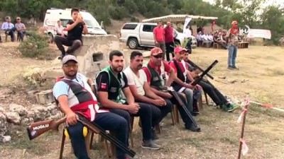 ilk kursun -  Kurtuluş Savaşı Kahramanı Porsuk Ahmet anısına 'Trap ve Tek Kurşun Yarışması' Videosu