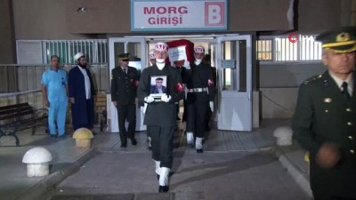 alzheimer -  4 gün sonra cansız bedeni bulunan Kıbrıs Gazisi  son yolculuğuna uğurlandı Videosu