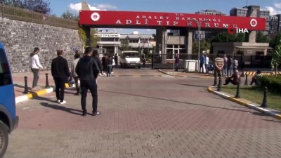 uvey baba -  Arnavutköy’de vahşice öldürülen ailenin cenazeleri memleketlerine gönderildi  Videosu