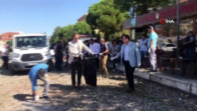  Dünya Temizlik Günü'nde Akhisarlılar çöp topladı 