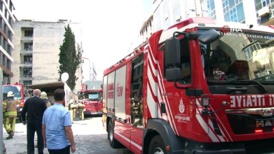 cati kati -  Gaziosmanpaşa’da 14 katlı bina inşaatında yangın  Videosu