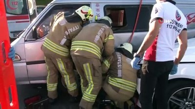 kirkoy -  - E-5 Sefaköy'de sabah saatlerinde kaza: 2 yaralı  Videosu