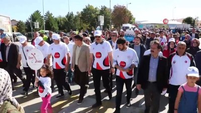  Sivas’ta vatandaşlar sağlık için yürüdü 
