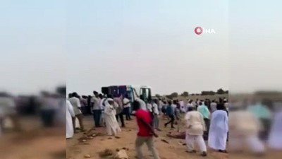 otobus kazasi -  - Sudan’da otobüs kazası: 5 ölü Videosu