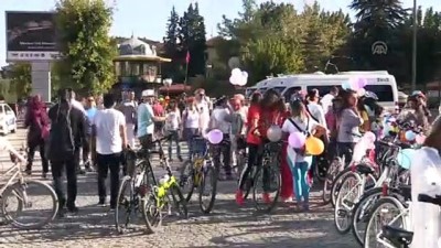 'Süslü Kadınlar Bisiklet Turu' etkinliği - UŞAK