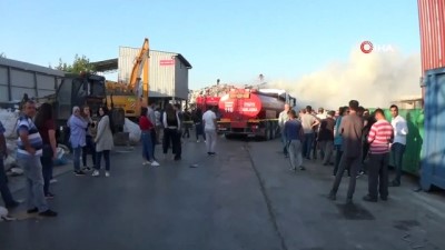 itfaiye eri -  Geri dönüşüm fabrikasındaki yangın kontrol altına alındı Videosu