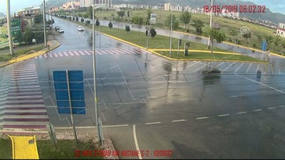 isik ihlali - Trafik kazaları MOBESE kameralarında - AFYONKARAHİSAR  Videosu