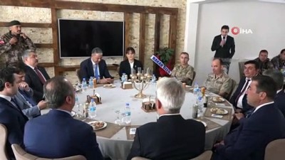 siyasi parti -  - Tunceli Emniyetinde devir teslim  Videosu