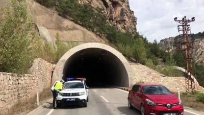 Tünelde trafik kazası: 2 yaralı - KARABÜK