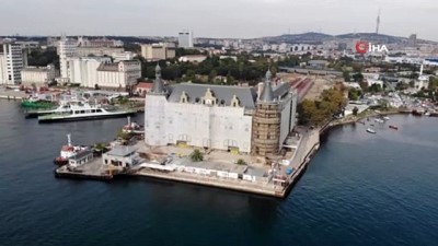 ihlas -  Haydarpaşa Garı’nın simgesi olan saat yerine monte edildi  Videosu