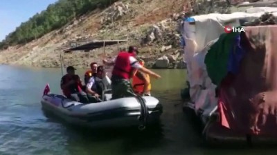 uyusturucu -  Jandarmayı şok eden operasyon... Barajın içine yüzer 3 ahşap ev kurmuşlar, alem yapmışlar Videosu