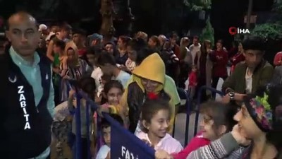  Fatih Belediyesi’nden 15 bin vatandaşa sıcak çorba ve su ikramı