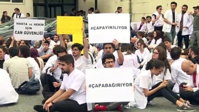 okul binasi - İstanbul Üniversitesi'nde öğrenciler oturma eylemi yaptı - İSTANBUL  Videosu