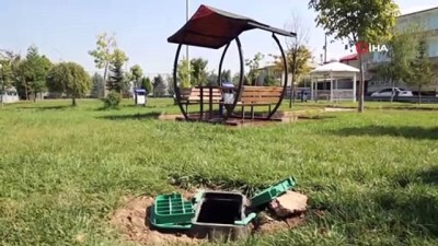 kamu yarari -  Tuşba’da belediye hizmetine çirkin saldırı Videosu