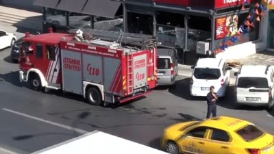 gorgu tanigi -  Avcılar E-5'te trafiği kilitleyen kaza  Videosu