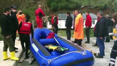 tahta kopru - Borçka'da şiddetli yağış - AFAD ekipleri iki evde mahsur kalanlar için çalışma başlattı (2) - ARTVİN  Videosu
