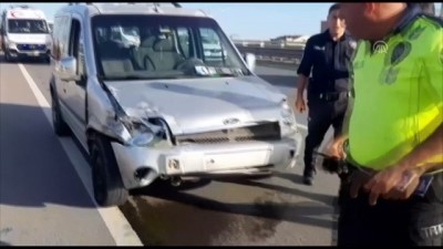 Otomobille hafif ticari araç çarpıştı: 2 yaralı - KOCAELİ
