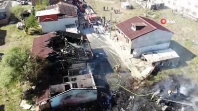 roman vatandas -  Avcılar’da oyun oynayan çocuklar önce çadırı, sonra gecekonduyu yaktı Videosu