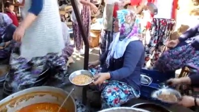  Muhtar bu geleneğini 8 yıldır sürdürüyor 