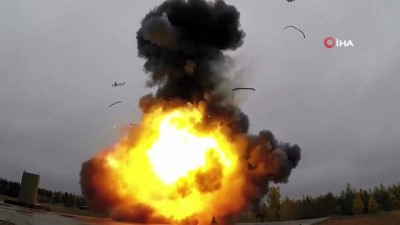 balistik fuze -  - Rusya, silosunda tuttuğu kıtalararası balistik füzesini ateşledi Videosu