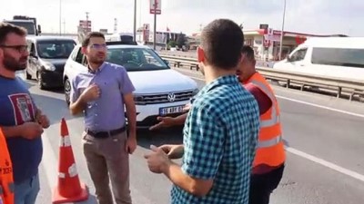 gizli buzlanma -  Kocaeli'de 7 aracın karıştığı zincirleme kaza...Trafiğin durduğu yolda uzun araç kuyruğu oluştu  Videosu