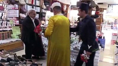 kurulus yildonumu -  Konya'da zabıtalar Osmanlı zabıta kıyafeti giyip karanfil dağıttı Videosu