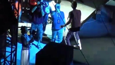 Kuşadası’nda Murat Dalkılıç konseri - AYDIN 