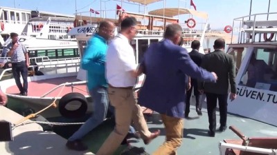 2010 yili -  Akdamar Adası’nda ayin hazırlıkları başladı  Videosu