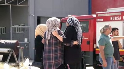 kumas fabrikasi - Bursa'daki fabrika yangını kontrol atına alındı Videosu