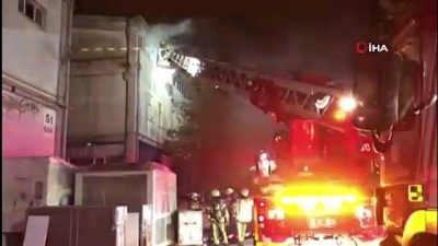  Hadımköy’de boya imalathanesinde yangını