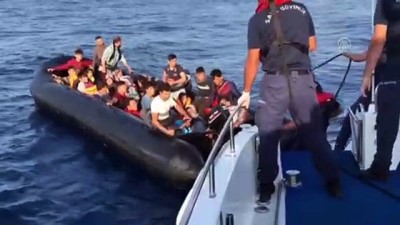 yurt disi - İzmir'de 72 düzensiz göçmen yakalandı  Videosu