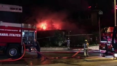 Ataşehir'de iş yeri yangını - İSTANBUL 