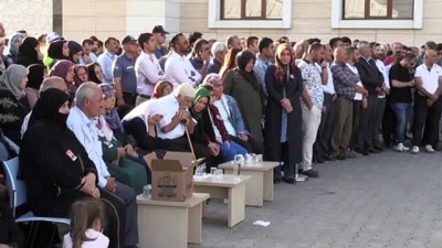 Kazada vefat eden özel harekat polisinin cenazesi toprağa verildi - BİTLİS