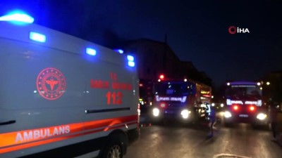  Kurtköy'de fabrika alev alev yandı