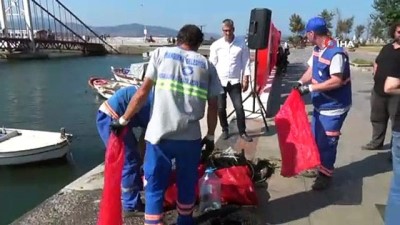 deniz kirliligi -  Bandırma Körfezi'nde dip temizliği yapıldı...Tabureden, lastiğe kadar her şey çıktı Videosu