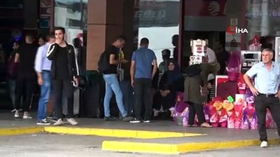 yolcu tasimaciligi -  Isparta’da öğrenci, asker ve tatilci yolcuların otobüs seferi yoğunluğu  Videosu