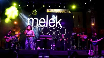 Melek Mosso Turgutlu'da konser verdi - MANİSA 