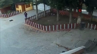  Okuldan hırsızlık yapan iki zanlı tutuklandı...Hırsızlar kamerada 
