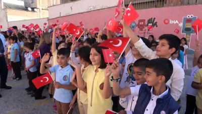 ogrenciler -  Elazığ'da öğrenciler davul zurnayla ders başı yaptı  Videosu