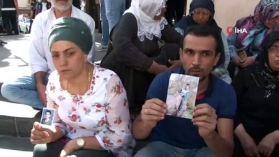 kuafor salonu -  HDP önünde eylem yapan aile sayısı 7’nci günde 17’ye yükseldi  Videosu