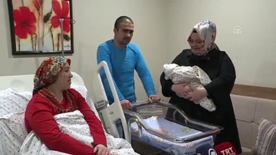 Bakan Zümrüt Selçuk, 2020 yılının ilk bebeğini ziyaret etti - ANKARA 