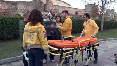 otobus kazasi -  Zeytinburnu'nda otobüs kazası: 15 yaralı Videosu