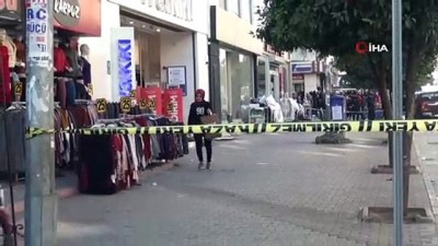 bomba imha uzmani -  Mersin'de şüpheli valiz paniği  Videosu