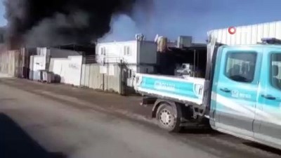  Pendik’te geri dönüşüm fabrikasında yangın 