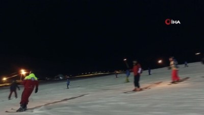 somestr tatili -  Erciyes'te sömestr tatili boyunca her akşam gece kayağı yapılabilecek  Videosu
